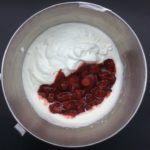 Folding the ingredients into a fool